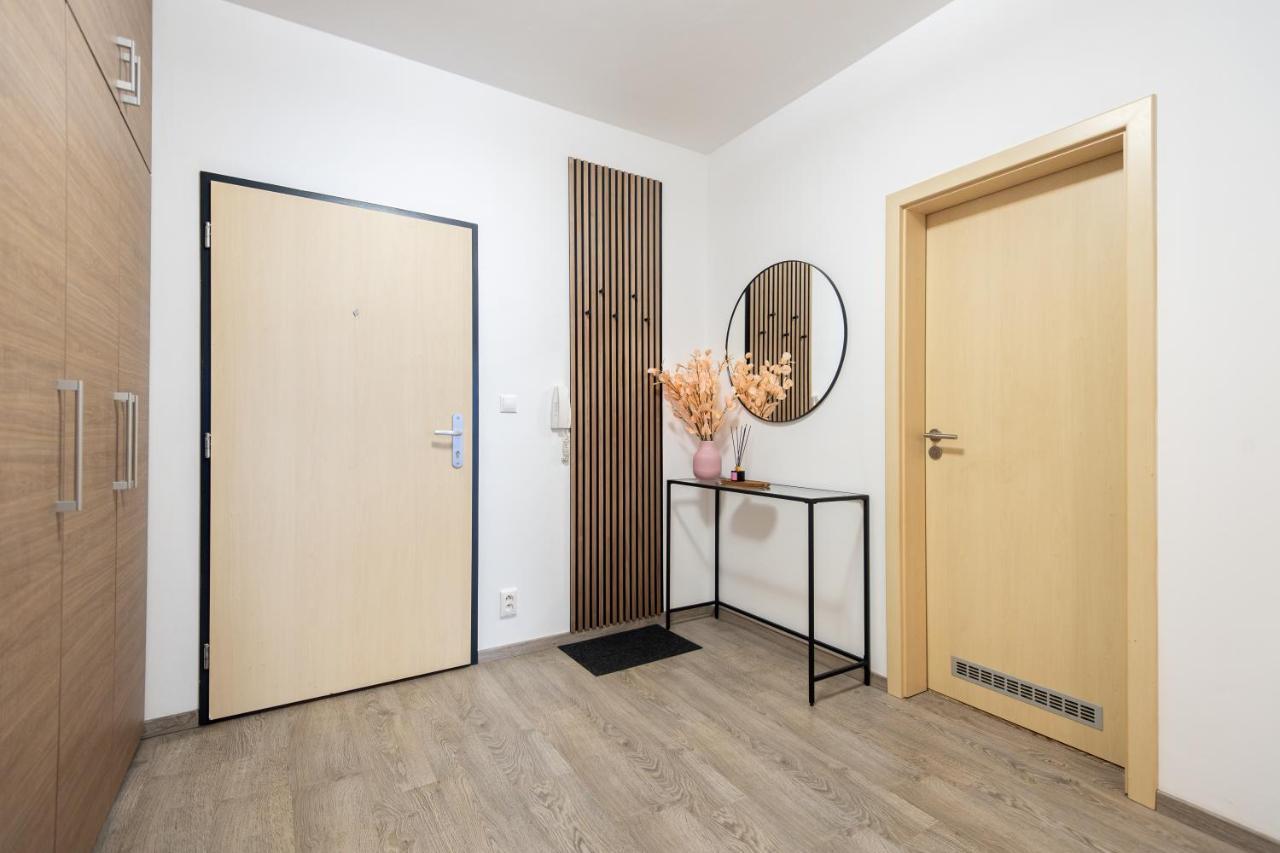 Nova Karolina Apartment Ostrava Esterno foto