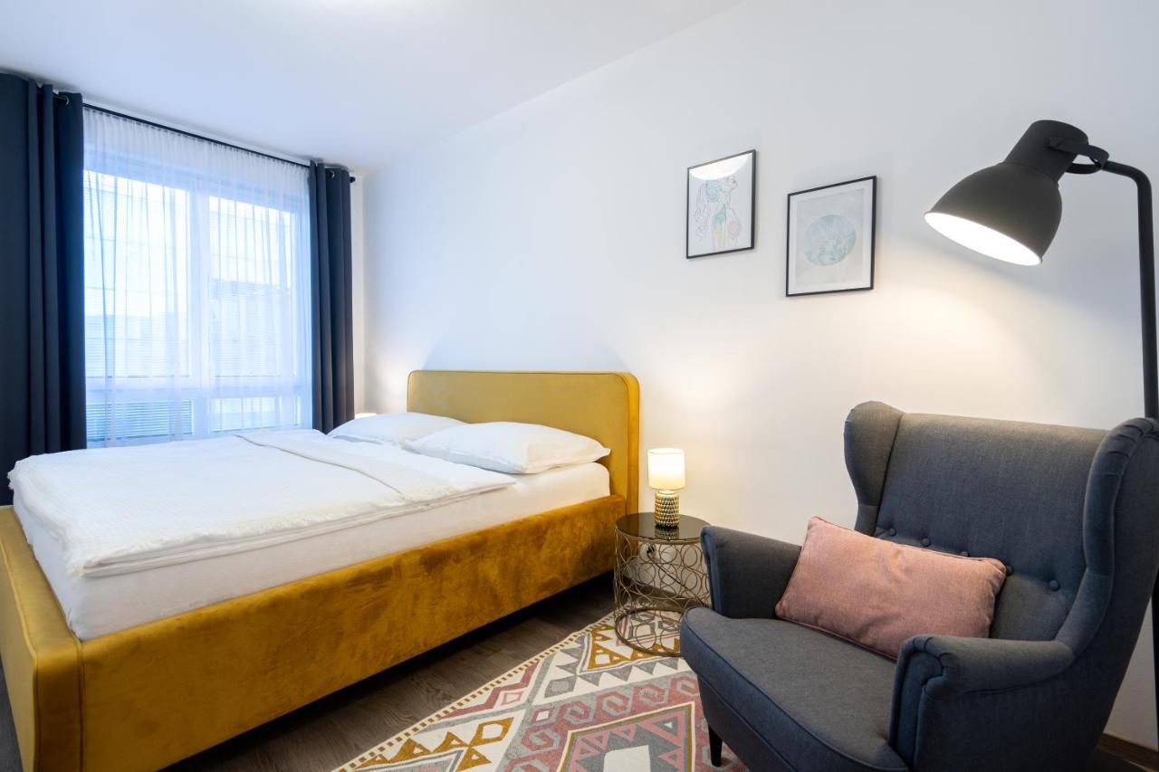 Nova Karolina Apartment Ostrava Esterno foto
